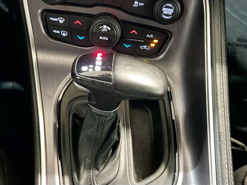 Used 2018 Dodge Challenger SXT Plus RWD image 12