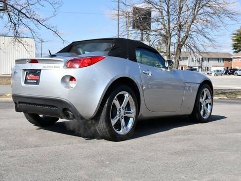 Used 2008 Pontiac Solstice GXP w/ Premium Package image 17