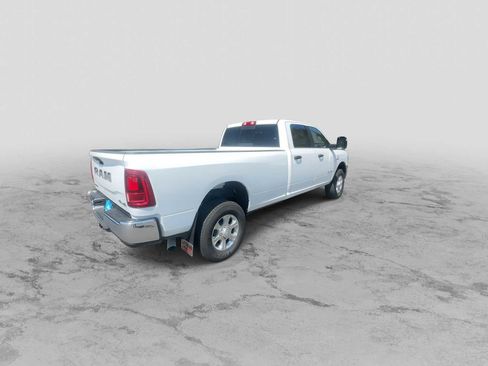 New 2025 RAM 2500 Big Horn image 8