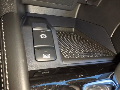 Used 2024 Nissan Kicks SV image 26