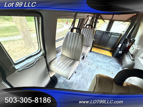 Used 2000 Ford E-350 and Econoline 350 Extended Super Duty image 20