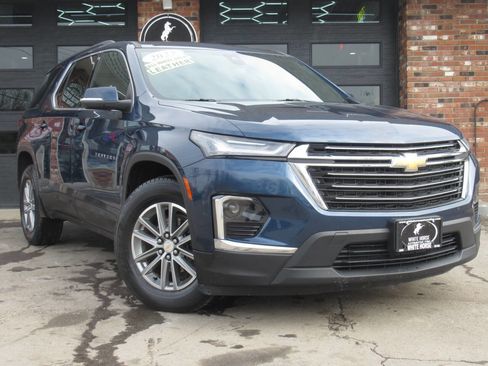 Used 2023 Chevrolet Traverse LT w/ LPO, Floor Liner Package image 2