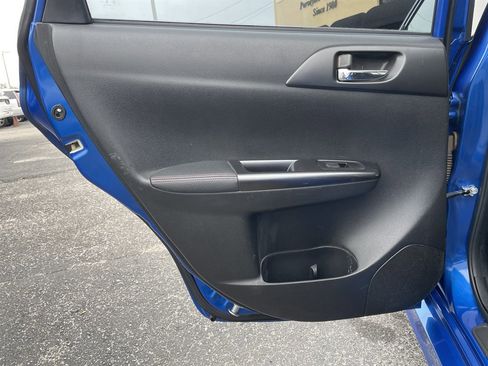 Used 2011 Subaru Impreza WRX STI image 40