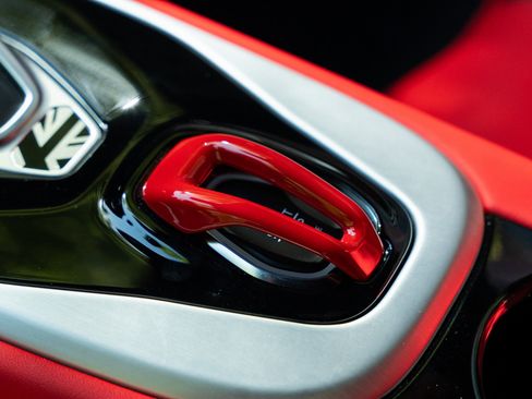 New 2025 Lotus Emira image 30