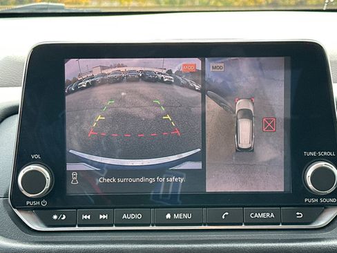 Certified 2021 Nissan Rogue SV image 29