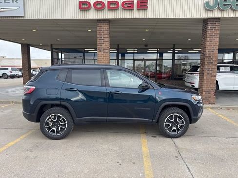 New 2026 Jeep Compass Trailhawk AWD/4WD image 5