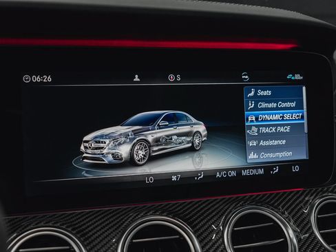 Used 2019 Mercedes-Benz E 63 AMG S image 68
