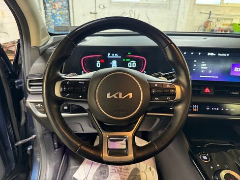Certified 2023 Kia Sportage EX image 15