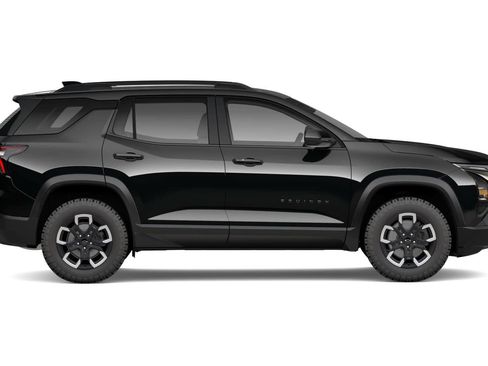New 2027 Chevrolet Equinox ACTIV w/ LPO, Floor Liner Package FWD image 3