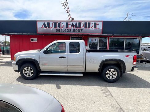 Used 2008 GMC Sierra 1500 SLE w/ SLE1 Preferred Package AWD/4WD image 1