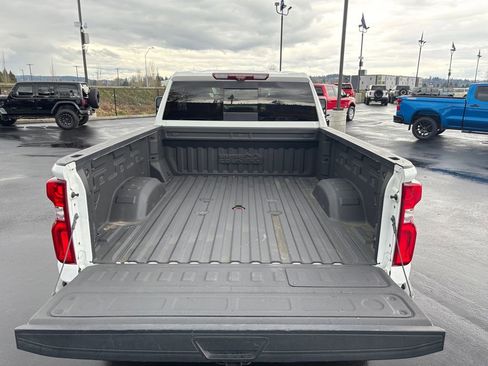 Used 2021 Chevrolet Silverado 3500 High Country w/ Z71 Off-Road Package AWD/4WD image 25