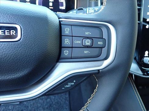 New 2026 Jeep Grand Wagoneer L 4WD image 16