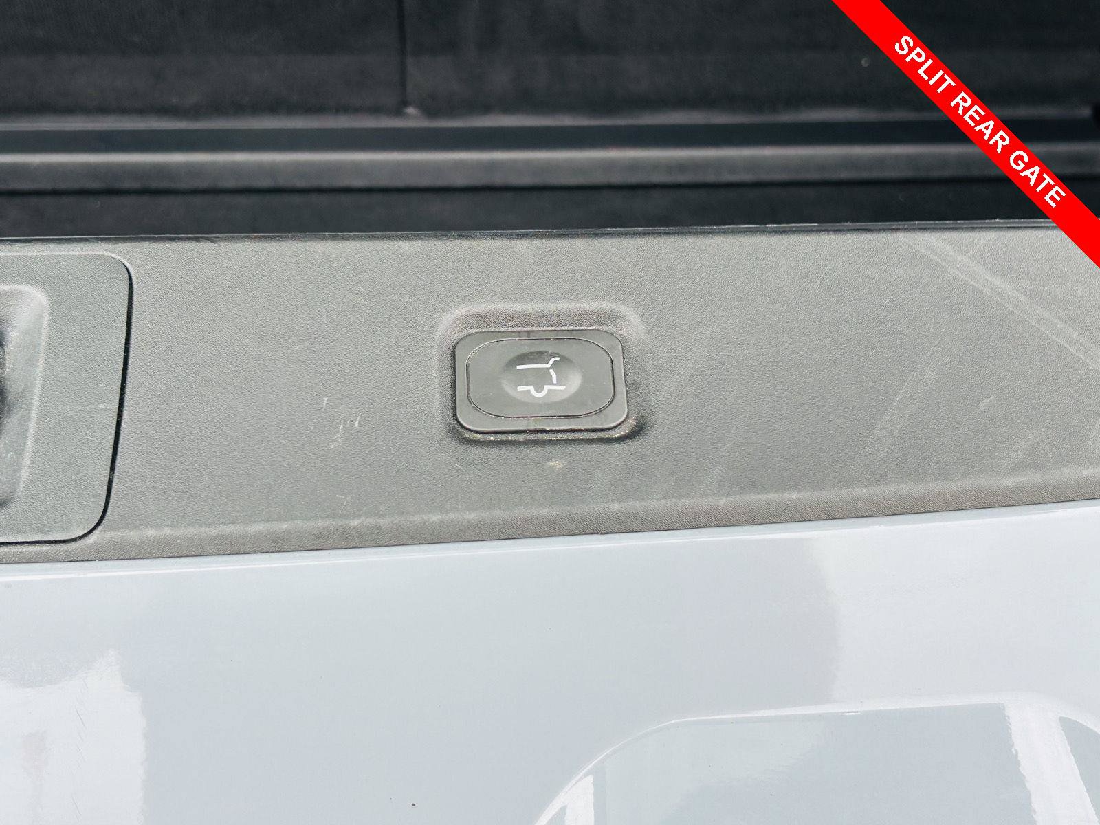 Used 2025 Ford Expedition Active AWD/4WD image 15