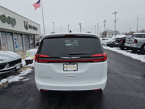 New 2026 Chrysler Pacifica Pinnacle w/ Trailer Tow Group image 7