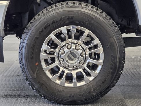 Used 2022 Ford F250 XLT w/ XLT Premium Package image 10