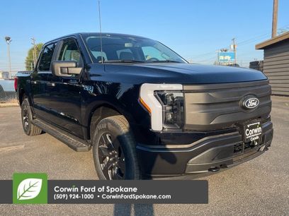 New 2025 Ford F150 Lightning Pro w/ Max Trailer Tow Package