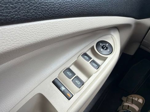 Used 2018 Ford Escape SEL AWD/4WD image 15