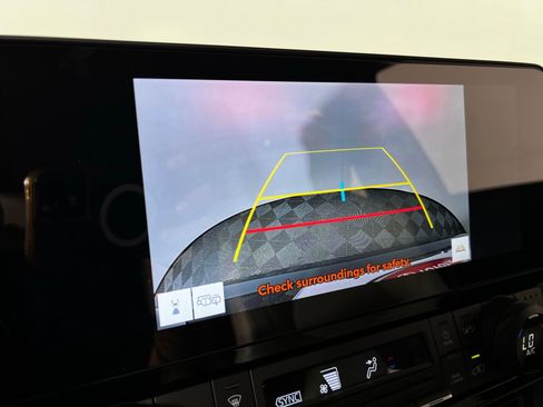 Used 2026 Toyota Grand Highlander FWD image 19