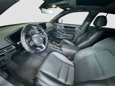 Used 2025 Honda Civic Sport Touring image 11