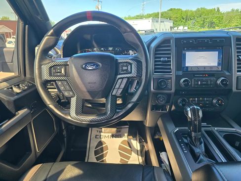 Used 2017 Ford F150 Raptor w/ Equipment Group 802A Luxury AWD/4WD image 9