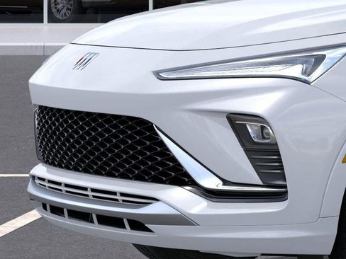 New 2026 Buick Envista Avenir image 13