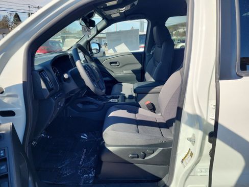 New 2026 Nissan Frontier SV image 11