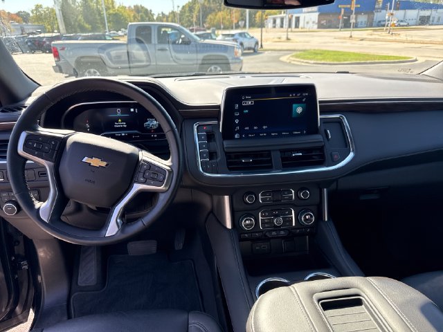 Used 2023 Chevrolet Tahoe LT AWD/4WD image 15