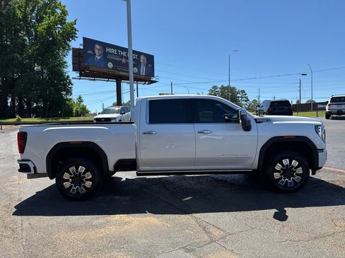 Used 2024 GMC Sierra 2500 Denali w/ Denali Reserve Package AWD/4WD image 5