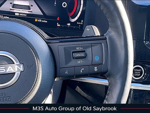 Certified 2023 Nissan Pathfinder Platinum w/ Lighting Package (N92) image 12