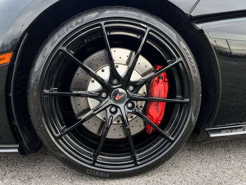 Used 2017 McLaren 570S image 41