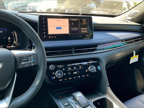 New 2026 INFINITI QX60 Sport image 10