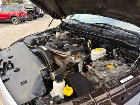 Used 2017 RAM 3500 Laramie Longhorn image 37