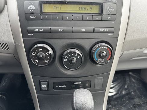 Used 2009 Toyota Corolla LE image 8