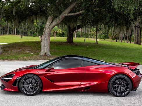 Used 2018 McLaren 720S Luxury RWD image 29