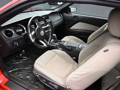 Used 2014 Ford Mustang Convertible w/ Equipment Group 102A RWD image 13