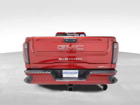Used 2025 GMC Sierra 2500 AT4 w/ AT4 Premium Plus Package AWD/4WD image 3