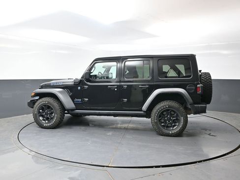 Used 2023 Jeep Wrangler Unlimited AWD/4WD image 11