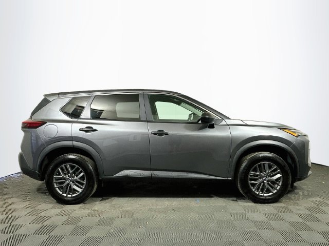 Used 2023 Nissan Rogue S FWD image 9