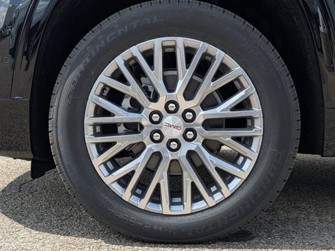 New 2026 GMC Acadia Denali w/ Super Cruise Package AWD/4WD image 4