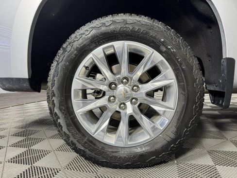 Used 2019 Chevrolet Silverado 1500 LTZ w/ LTZ Premium Package AWD/4WD image 49