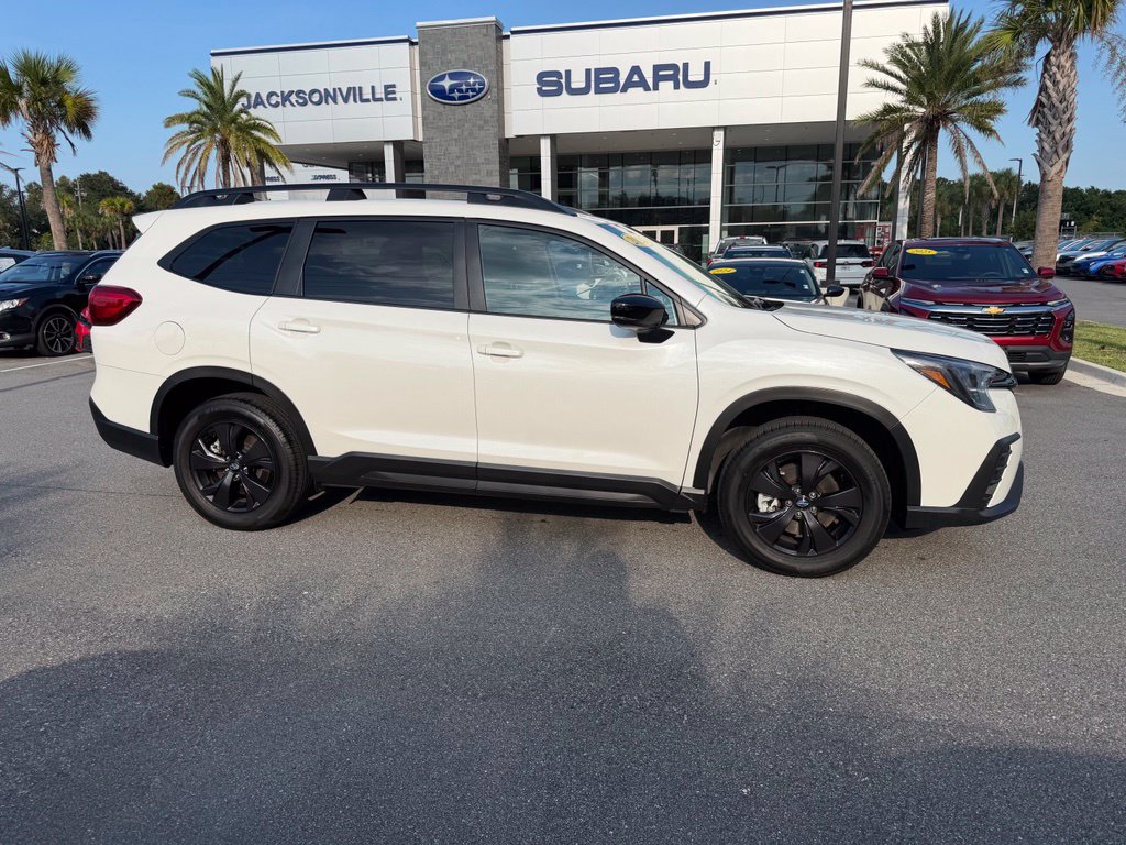 Used 2026 Subaru Ascent Premium AWD/4WD image 2