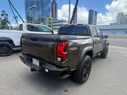 Used 2025 Chevrolet Colorado Trail Boss AWD/4WD image 7