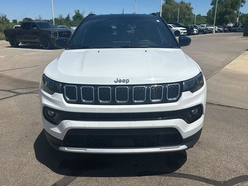 Used 2023 Jeep Compass Limited AWD/4WD image 8