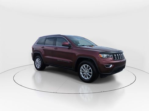 Used 2022 Jeep Grand Cherokee Laredo E RWD image 2