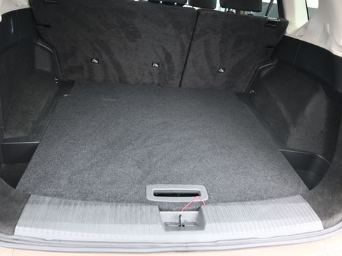 Used 2025 Nissan Rogue SV image 15