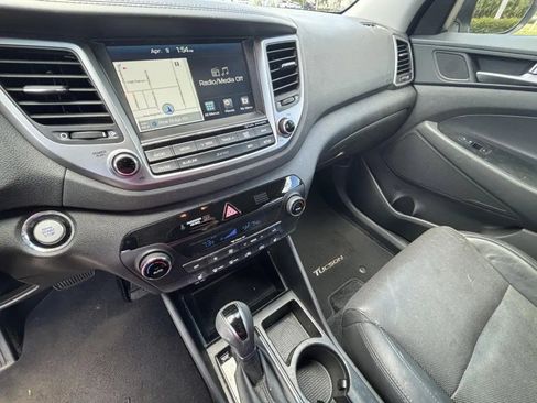 Used 2016 Hyundai Tucson Limited FWD image 13