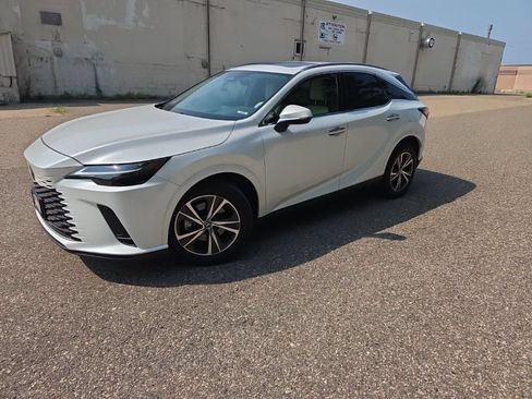 Used 2023 Lexus RX 350 Premium Plus w/ Cold Area Package AWD/4WD image 4