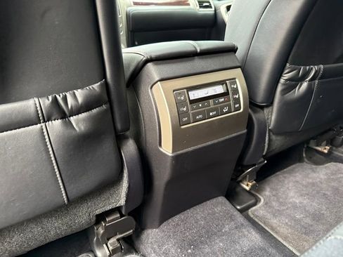 Used 2015 Lexus GX 460 w/ Premium Package image 24