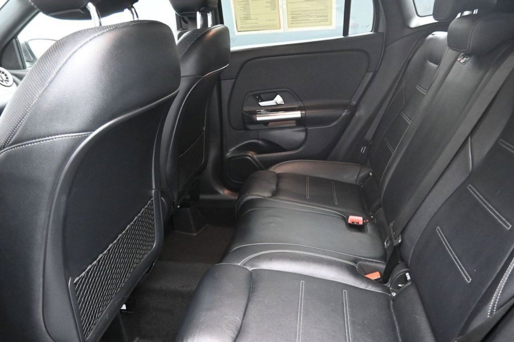 Used 2022 Mercedes-Benz GLA 250 4MATIC image 28