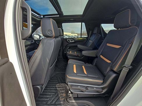Used 2023 GMC Yukon AT4 w/ LPO, Floor Liner Package image 9